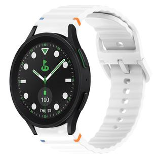 For Samsung Galaxy Watch 5 Pro Golf Edition Wavy Grain Stitched Quick Release Silicone Watch Band(White)