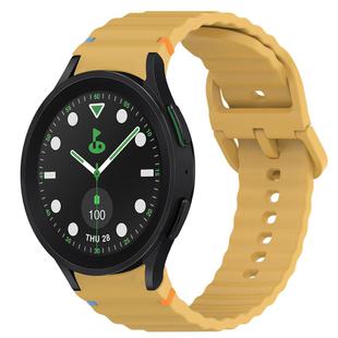 For Samsung Galaxy Watch 5 Pro Golf Edition Wavy Grain Stitched Quick Release Silicone Watch Band(Yellow)