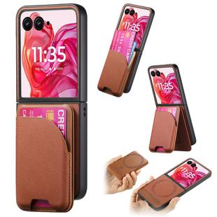 For Motorola Razr 40 Ultra Twill Fabric Leather Skin Card Bag Magnetic Back Phone Case(Brown)