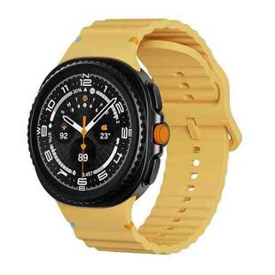 For Samsung Galaxy Watch 8 40mm / 44mm Wavy Grain Stitched Color Buckle Silicone Watch Band(Yellow)
