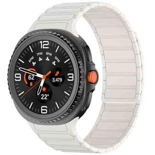 For Samsung Galaxy Watch8 / Watch8 Classic Tri-beads Magnetic Silicone Watch Band(Starlight)