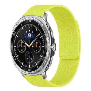 For Samsung Galaxy Watch8 / 8 Classic Lychee Texture Soft Magnetic Silicone Watch Band(Fluorescent Green)