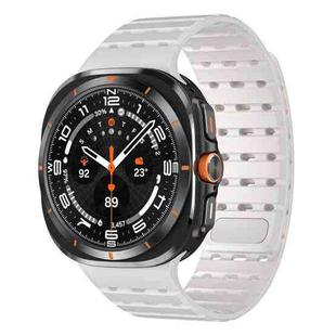 For Samsung Galaxy Watch Ultra 47mm / Ultra 2025 Breathable Silicone Magnetic Watch Band(Starlight)