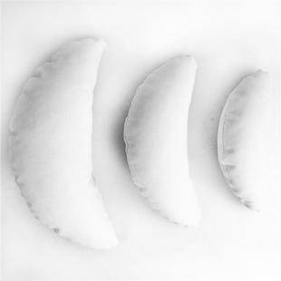 3 PCS/set Children Photography Props Baby Pictures Crescent Shape Pillow(White)