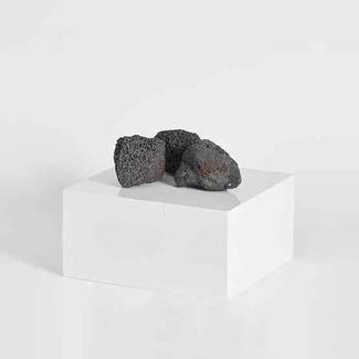 3 PCS 6cm Irregular Volcanic Stone Photo Decoration Props Window Display Ornaments